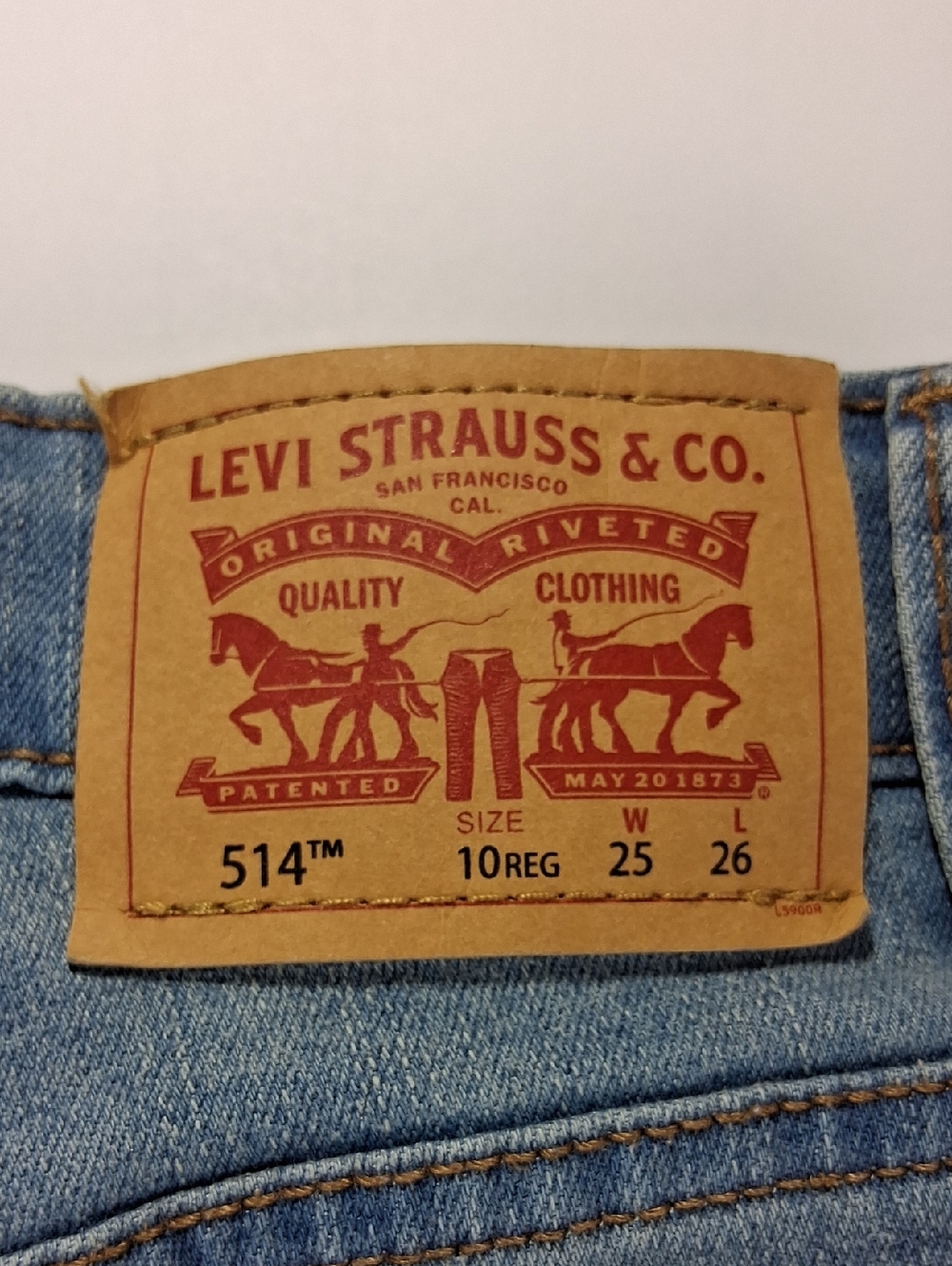 Boys Levi Jeans Size 10 Regular Style 514  Straight-Leg Adjustable Waist - Picture 3 of 9